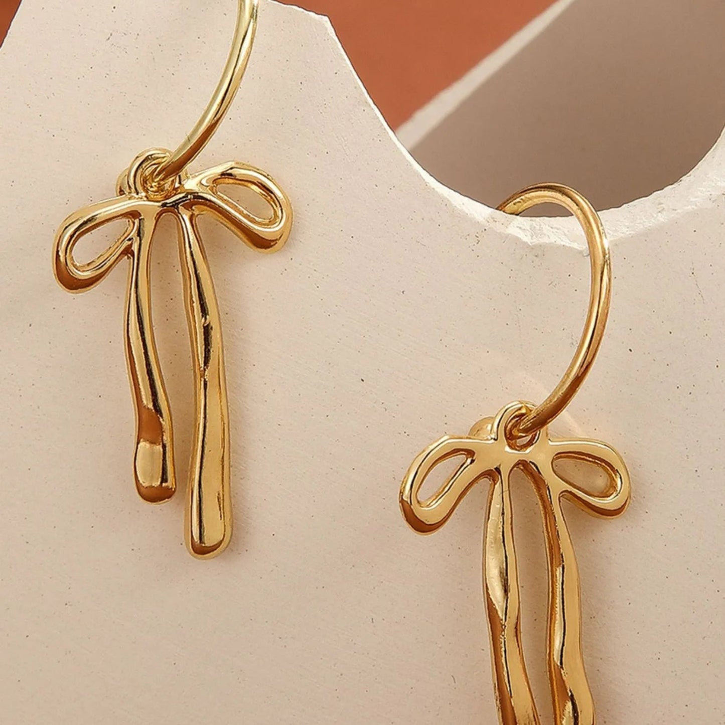 The Aurora Ties Earrings - Ivory Embers