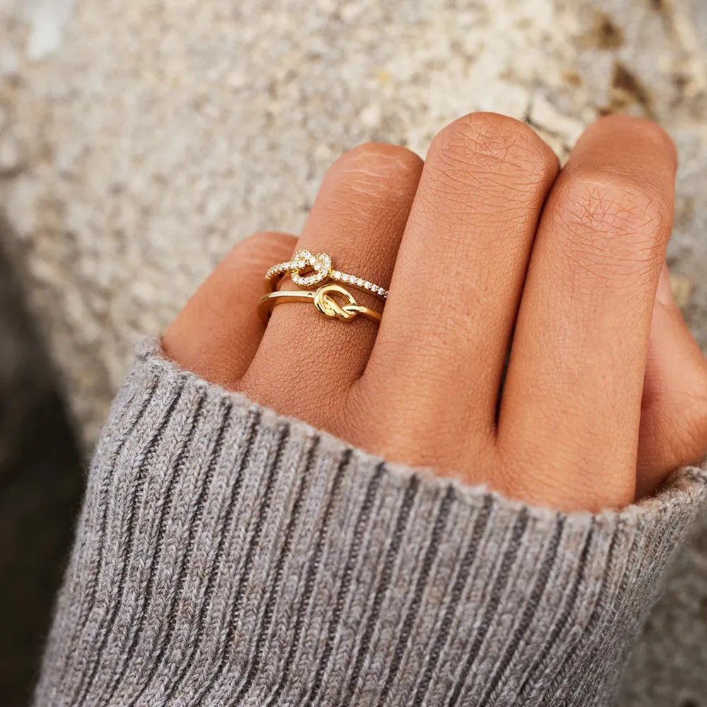 EmberBind Knot Ring - Ivory Embers