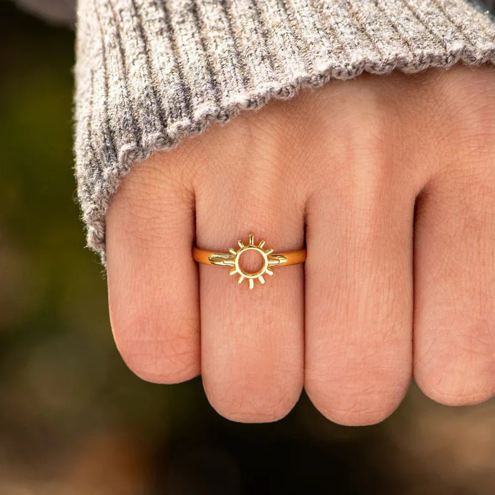 Solara Whisper Ring - Ivory Embers