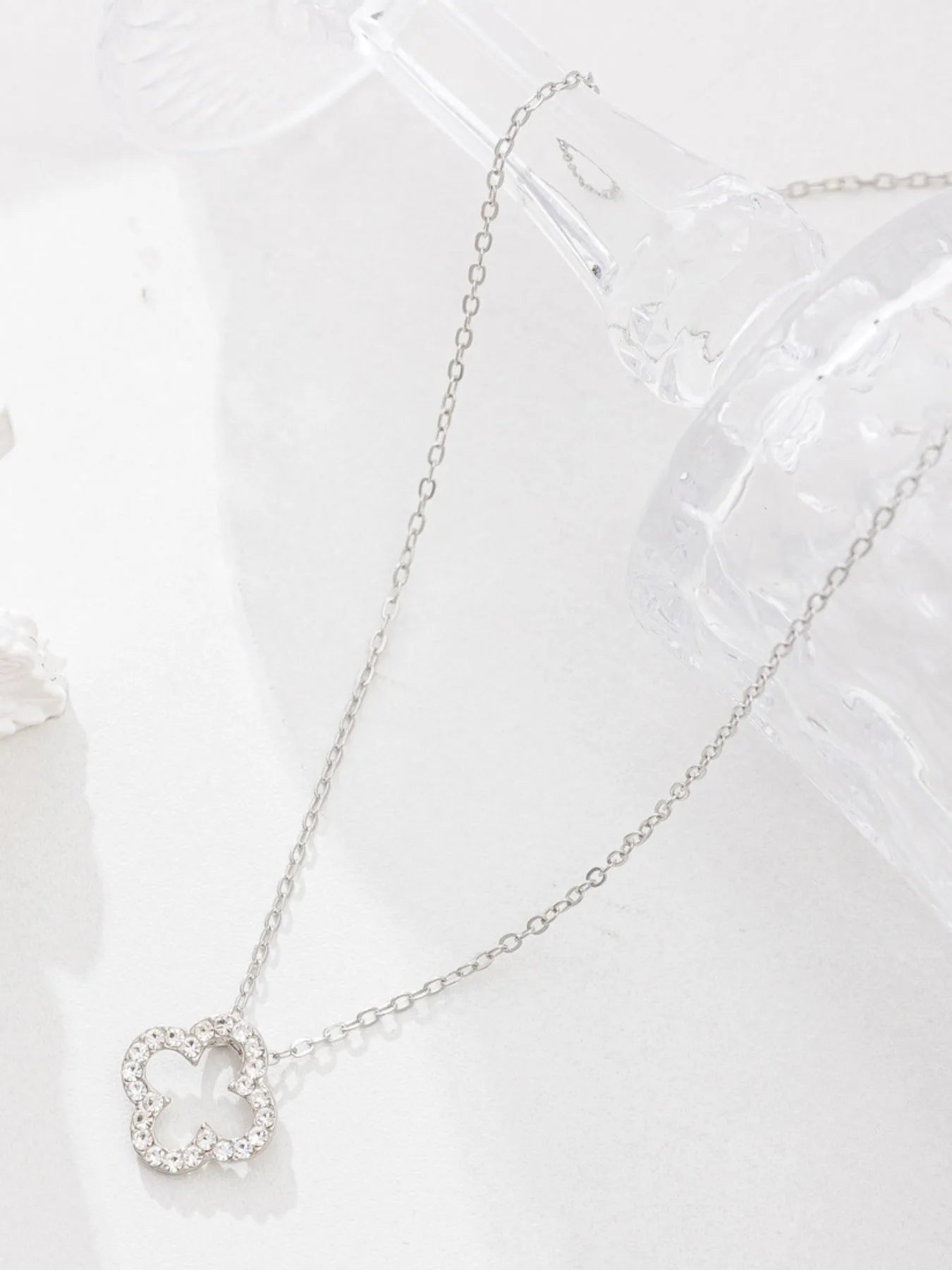 LuckyBloom Necklace - Ivory Embers