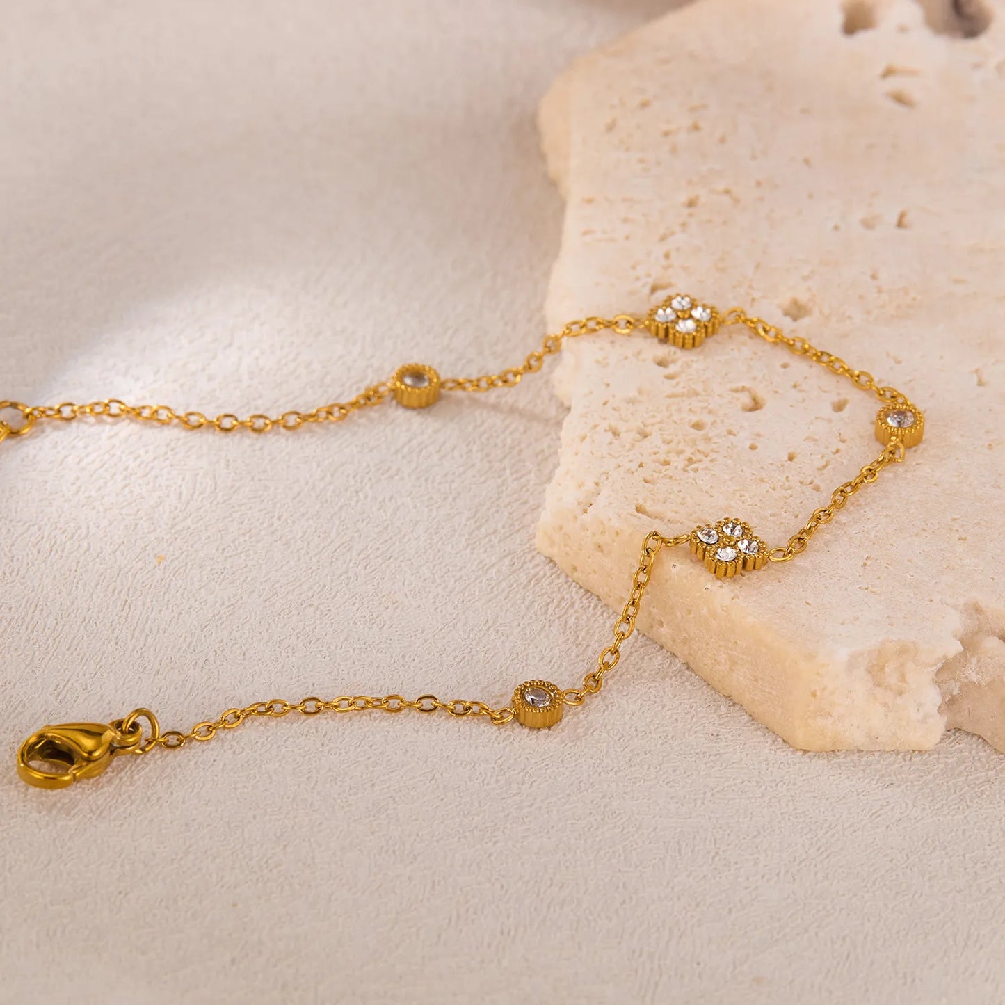 Fortuna Chain - Ivory Embers