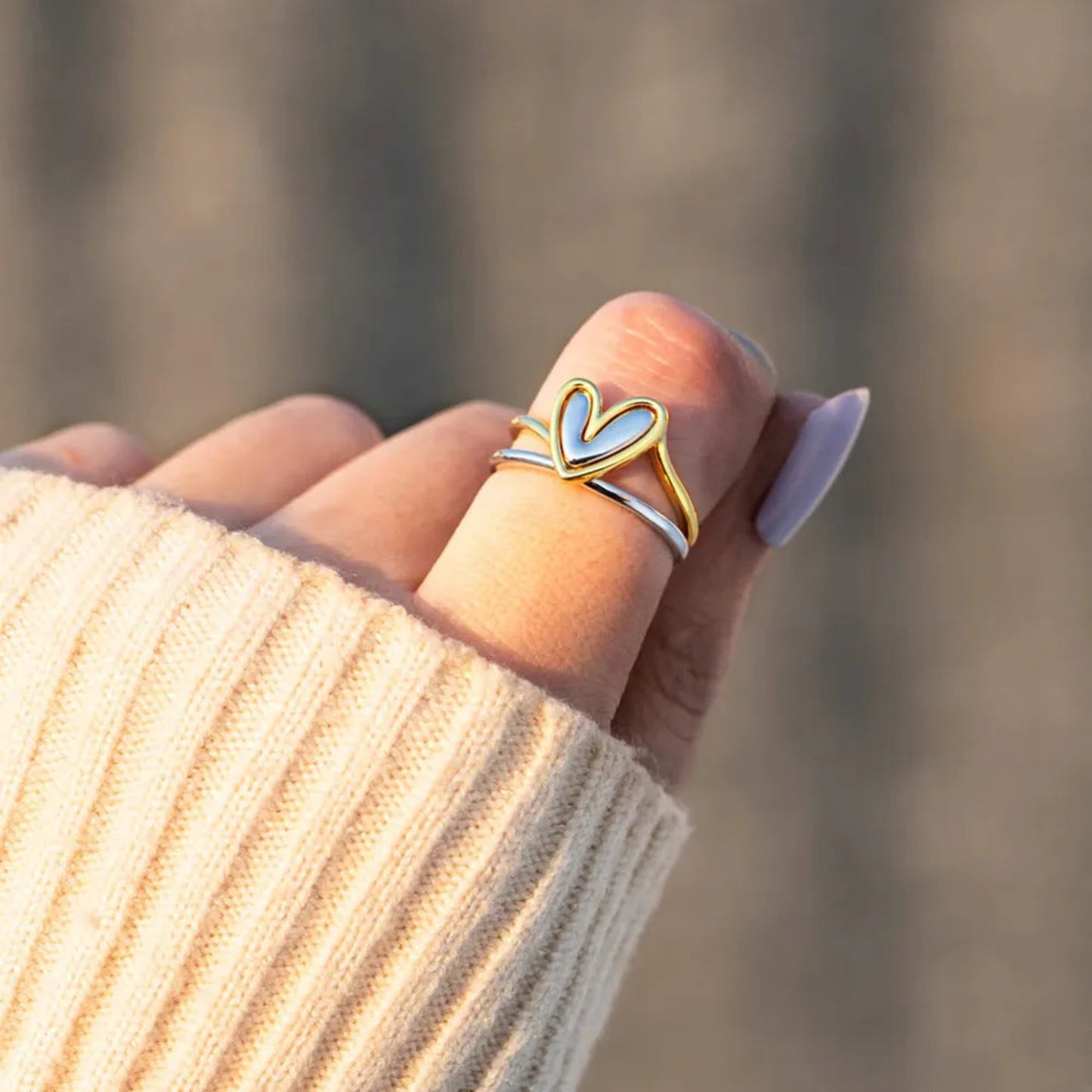 Vera Heart Ring - Ivory Embers