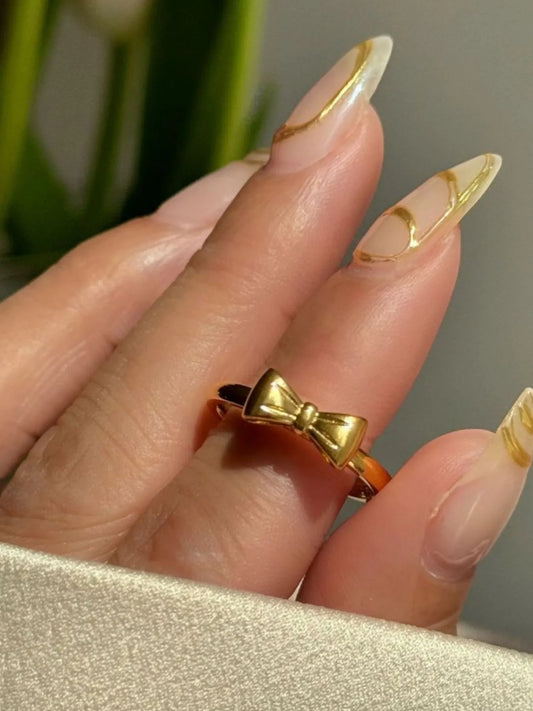 GoldenBow Ring - Ivory Embers