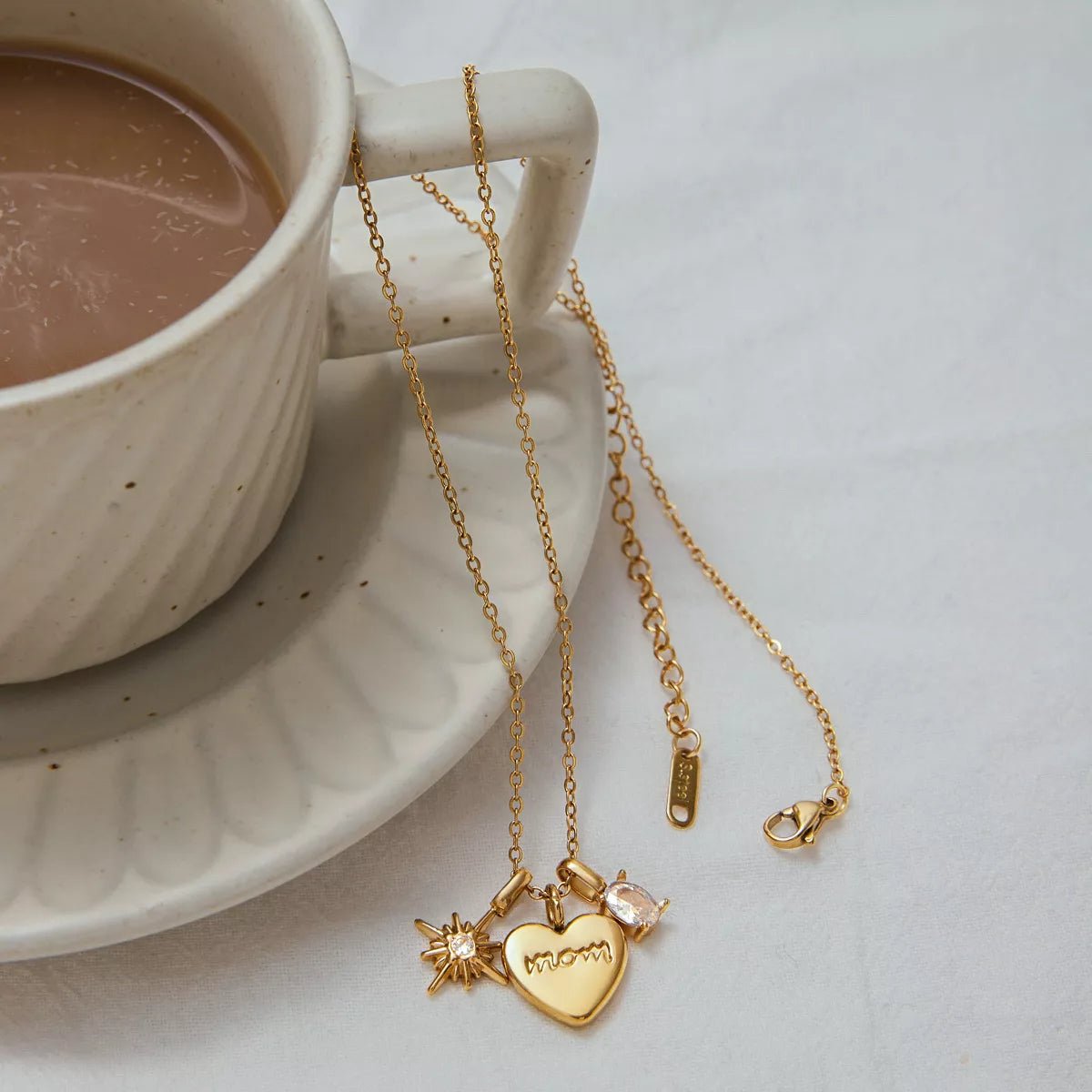 'Mom' Heart Necklace - Ivory Embers
