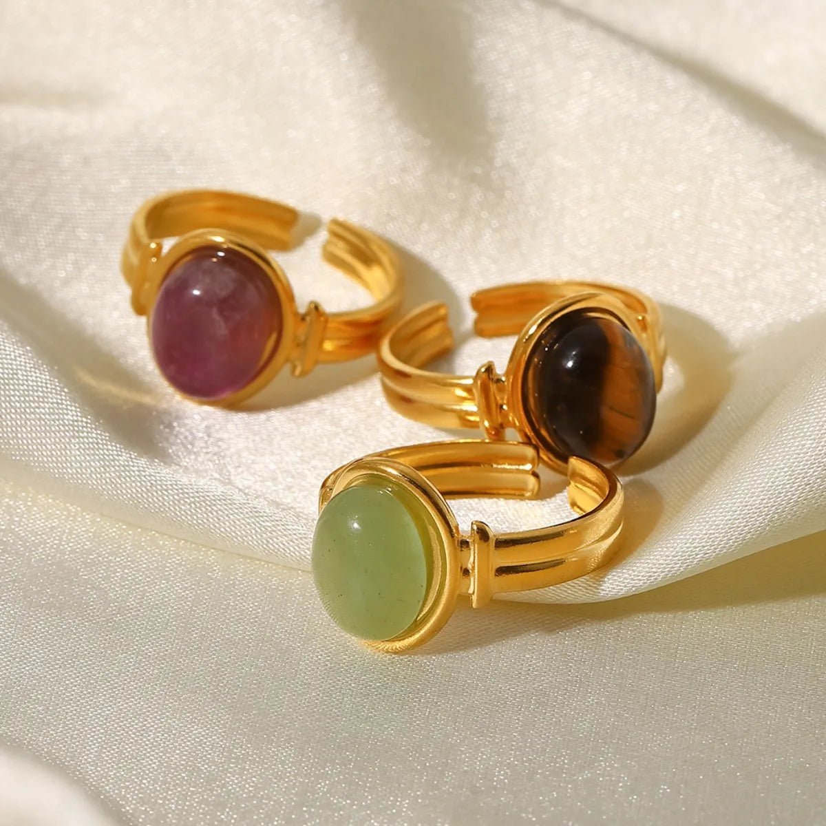 EmberStone Vintage Ring - Ivory Embers