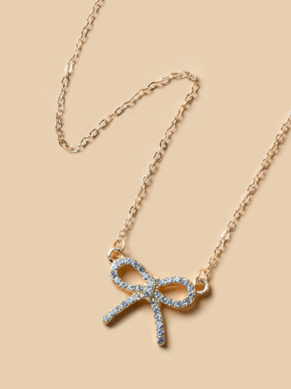 The GlimmerKnot Necklace - Ivory Embers